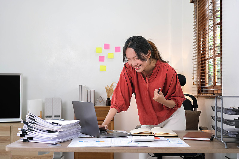 小紅書如何高效引導(dǎo)微信流量？